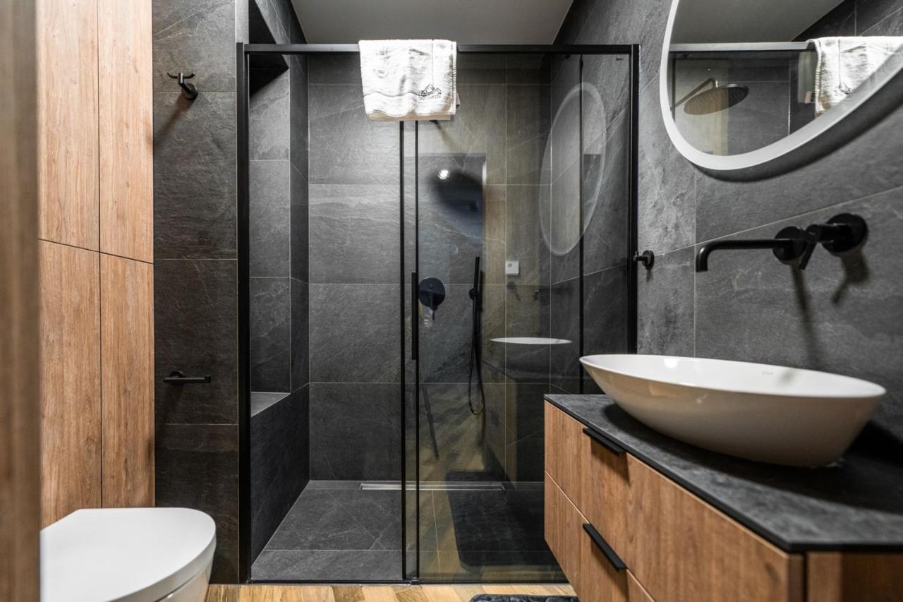 Stonehill24 - Apartament & Spa Szklarska Poreba Ngoại thất bức ảnh