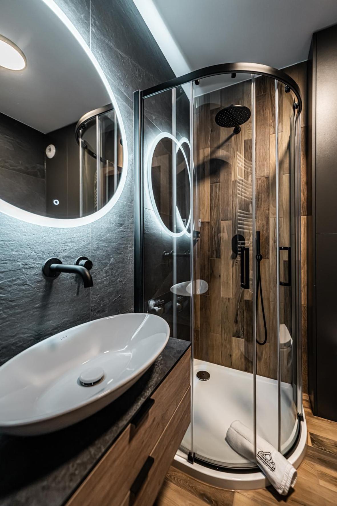 Stonehill24 - Apartament & Spa Szklarska Poreba Ngoại thất bức ảnh